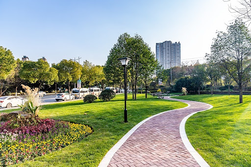Commercial landscaping services in Salt Lake City