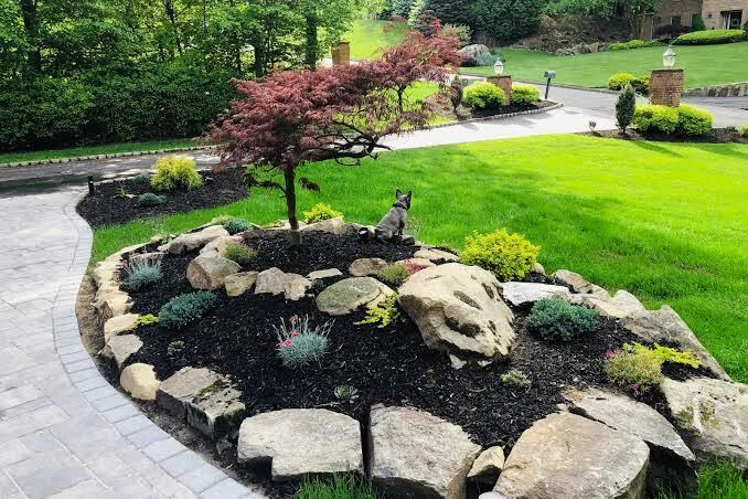 Commercial landscaping Salt Lake City for a well-maintained business property